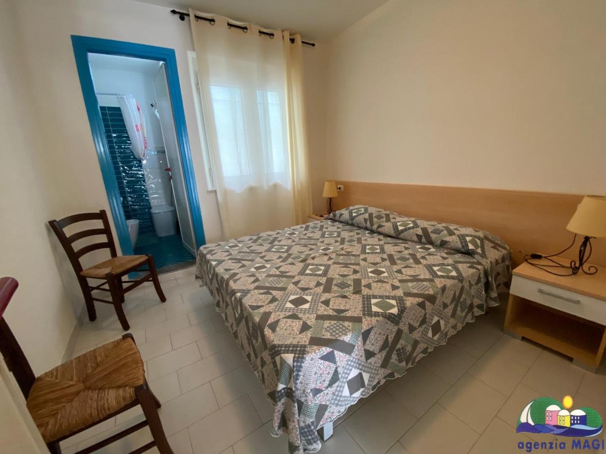 Magi - Appartamenti Maga Circe Ponza Bagian luar foto