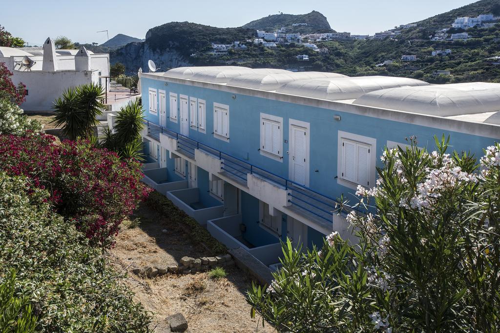 Magi - Appartamenti Maga Circe Ponza Bagian luar foto