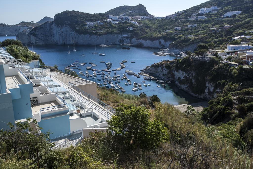 Magi - Appartamenti Maga Circe Ponza Bagian luar foto